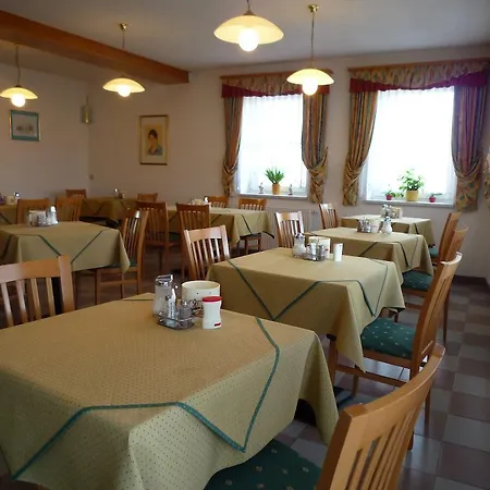 Hotel Garni Kepperhof Bad Waltersdorf